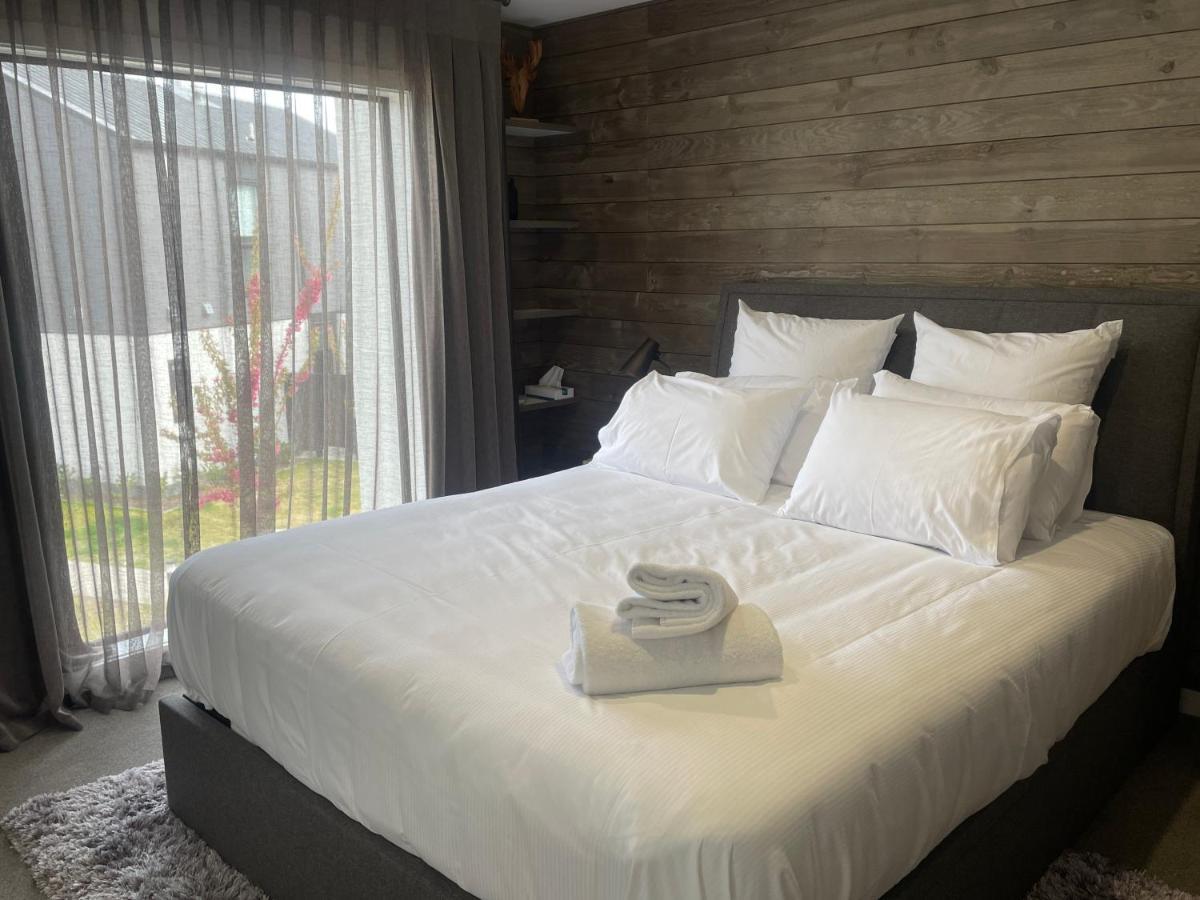 Alpine Junction Townhouse Apartments, Lodge & Hotel Wanaka Eksteriør billede